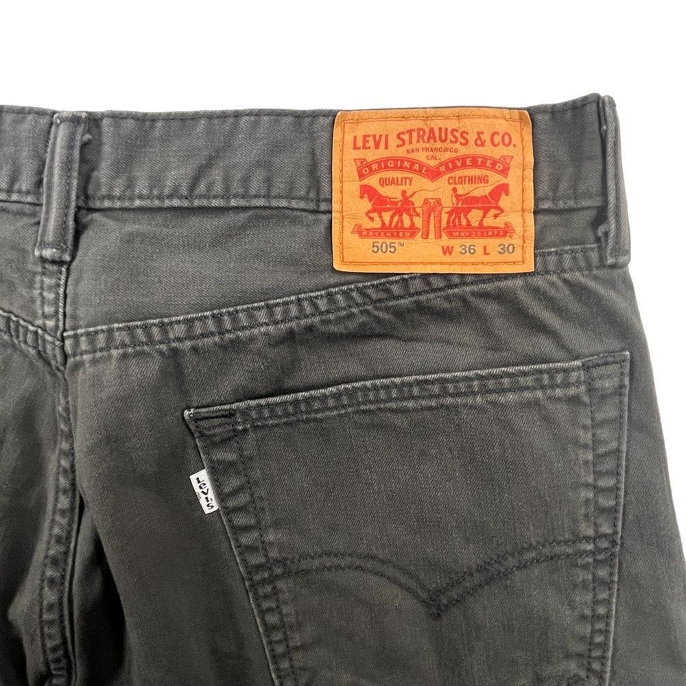 Levi’s 505 Mens Jeans Dark Gray Straight Leg NWT size 36 10328